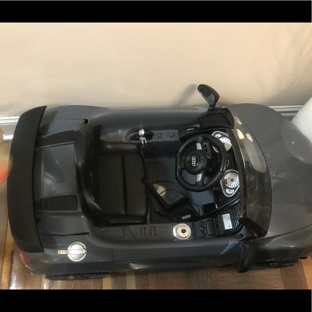 Audi electric toy car